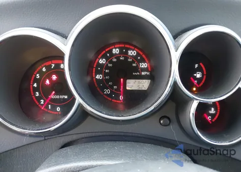 2005 Pontiac Vibe from USA, damaged, VIN 5Y2SL638X5Z414877